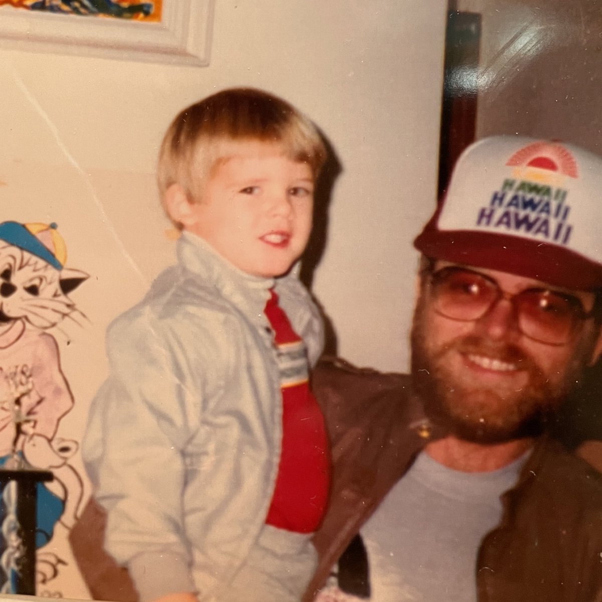themunson's tweet photo. The Huskers may have come up short #ForMilt but the support my brother (the little dude in the Members Only) and I have received from Husker Nation and beyond has been incredible and we can't thank y'all enough. After the game, he left our dad's jacket at Memorial Stadium. https://t.co/i3BP8ts0Lm