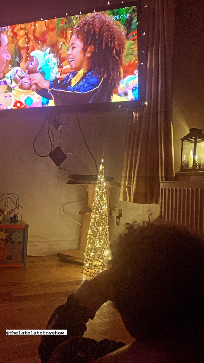 cliomcd1's tweet photo. It’s that time of year again! New generation ❄️🎄 #LateLateToyShow #TheLateLateShow @RTELateLateShow https://t.co/qFQEDVQRxl