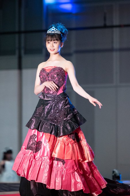 Twitterのコスプレ画像18