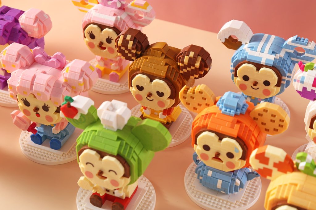 WiseHawkblock's tweet photo. NEW!Dessert Master Series!Collection uses doughnuts, ice cream, cookies, marshmallows and chocolate as design themes~ Collect 12 products to build a hidden design! #wisehawkblock #nanoblock #lego #WiseHawk https://t.co/W0nt6grKvF