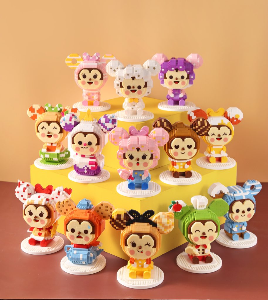WiseHawkblock's tweet photo. NEW!Dessert Master Series!Collection uses doughnuts, ice cream, cookies, marshmallows and chocolate as design themes~ Collect 12 products to build a hidden design! #wisehawkblock #nanoblock #lego #WiseHawk https://t.co/W0nt6grKvF