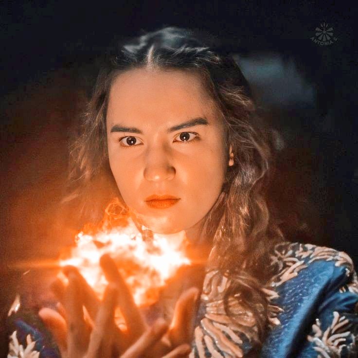 elfoorchinka's tweet photo. stark-on                   stark-off

#shadowandbone https://t.co/KJt1VGPwFt
