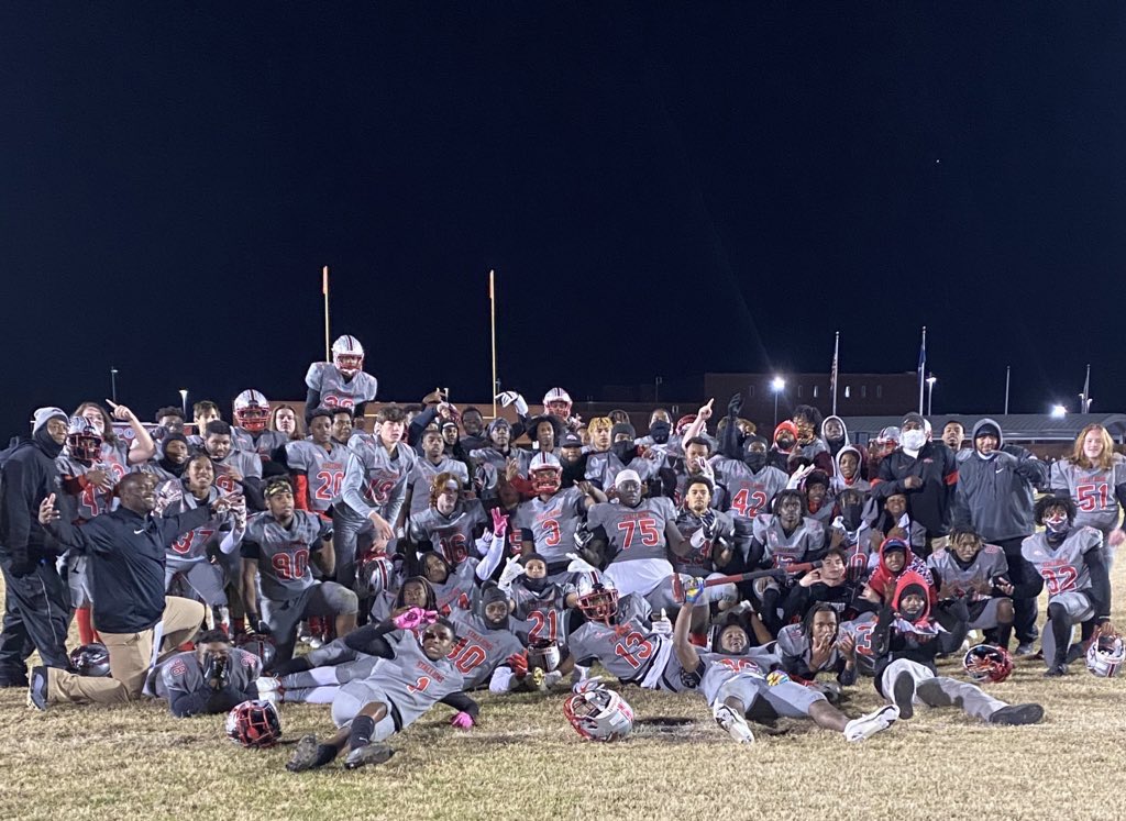 South Pointe Football tweet media