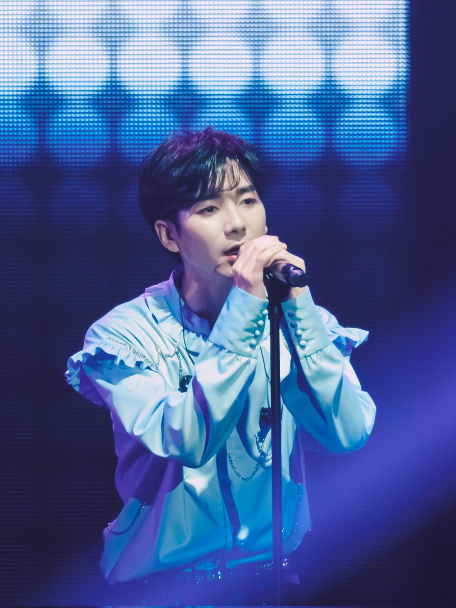 0315_siempre's tweet photo. 요즘 넌 어때, 무슨 노랠 좋아해
나는 너를 좋아해, 너를 좋아해

#아론 #ARON #뉴이스트아론
#곽아론 #뉴이스트더블랙 #DRIVE https://t.co/8sSC0AFw72