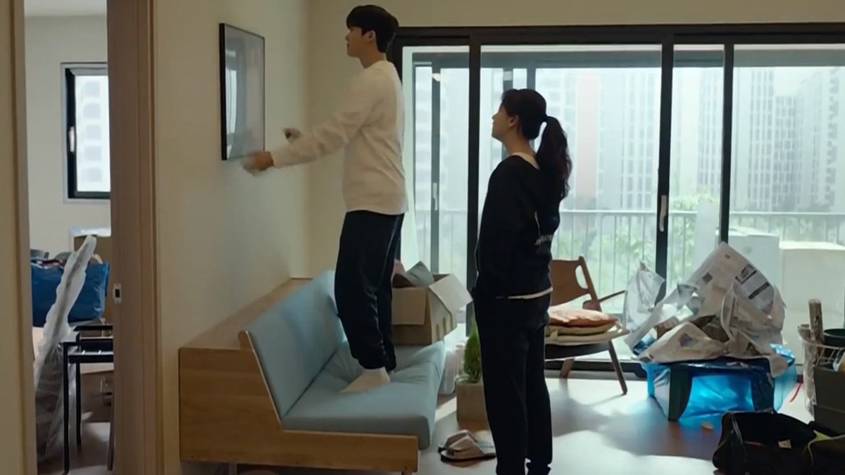 AninGalaxy's tweet photo. #Happiness is a romance drama about high school friends that  entered a fake marriage to get a slot for apartment. Recommended to watch! So many sweet scenes 💗 https://t.co/P1et0f9JY2