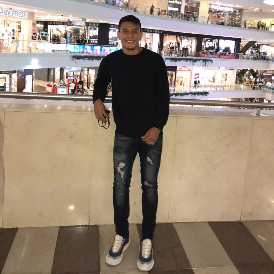 Andres27_2001's tweet photo. #NuevaFotoDePerfil https://t.co/P5zQmgXtN8