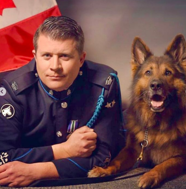 srl_k9coffeeco's tweet photo. Today we are starting a new social media initiative called “Fur Legend Friday”. We will share a Canadian fur legend every week. On that note…Today we would like to introduce Tyson, the face behind our logo. Tyson served communities all over BC. A true legend. #Furlegendfriday https://t.co/lyRJeIjKjj