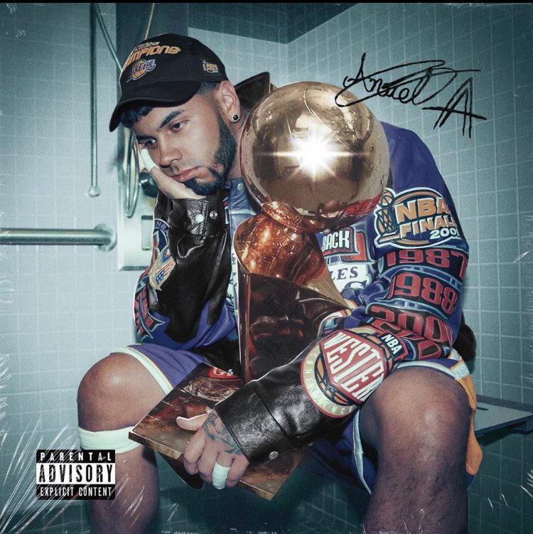 Si extrañan los dolores de cabeza y las ganas de vomitar vayan a escuchar el disco de ANUEL 😂