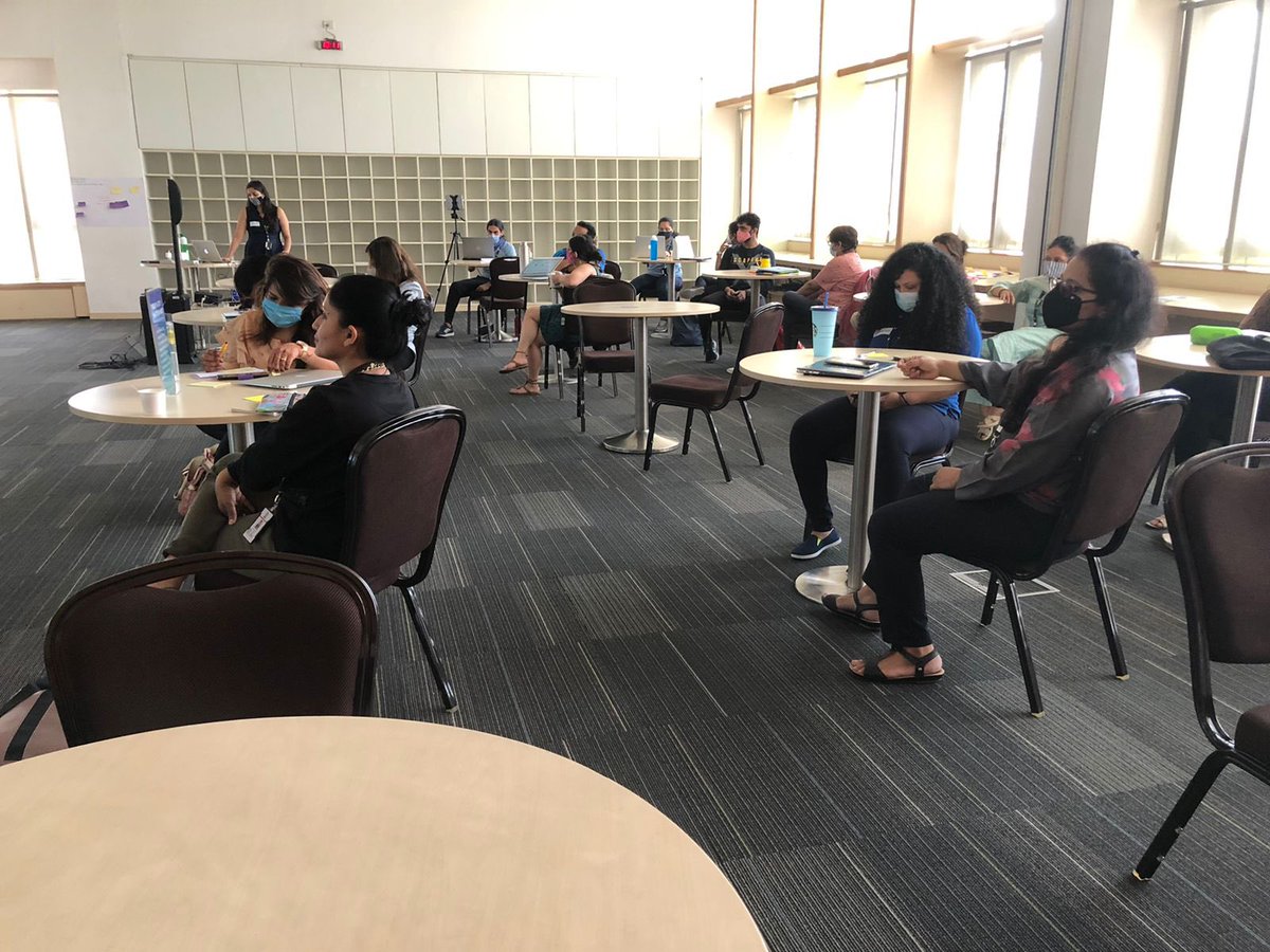 DimpleR49965975's tweet image. This is how we learn #PDday .. big shout out to our amazing tech team for the support #oislearninghub #pypchat #assessment #moderation #tech @oismumbai @lisakatehughes @chchkiwiT @PTechxplore