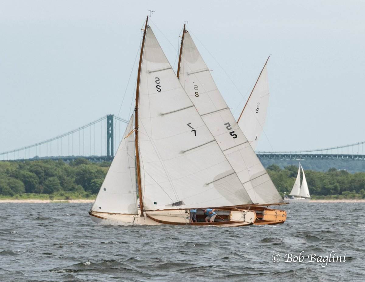 herreshoffmm's tweet photo. The 2021 Herreshoff Classic Yacht Regatta was a huge success this summer! Relive the experience with a matted glossy print of you and your crew. Or show your friends and family your favorite classic yachts as your Holiday Cards. Buy yours here: https://t.co/DRBRLQoJZS
#RISailing https://t.co/xQYOmSuXia