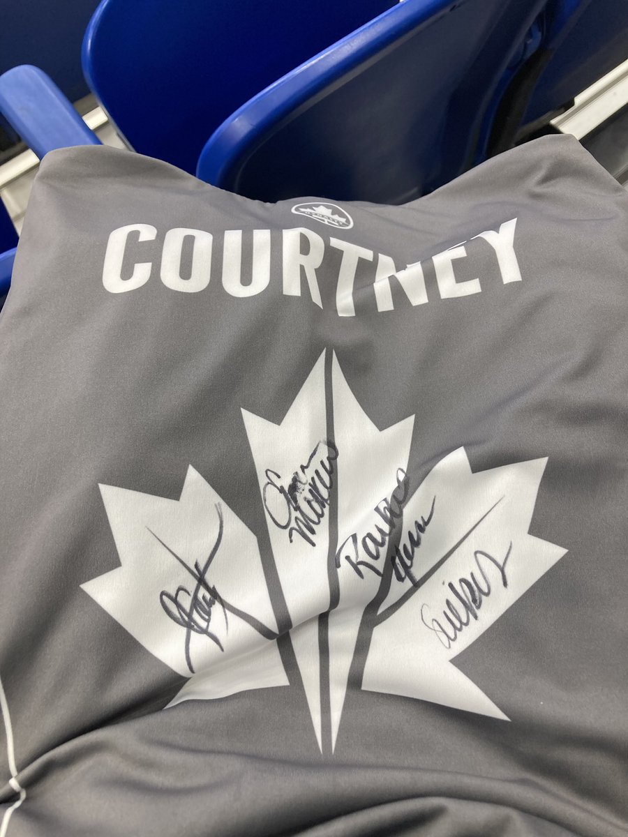 Thank you @TeamHoman for making my daughter’s first major curling experience a memorable one with the shirt. Tough luck this week! All the best for the rest of the season. #CurlingTrials22