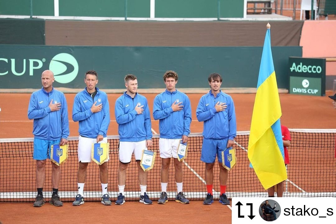 davaysasha's tweet photo. thank you @Stako_tennis for team Ukraine 🇺🇦🎾 in 10years! and good luck today💪💪💪 make your day🙏🙏🙏
#stako #teamukraine #tennis #DavisCup #ukraine https://t.co/ceqXisE08C