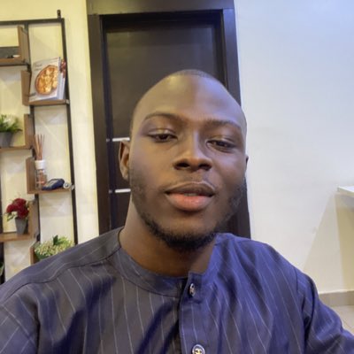 OladeyiEmmanuel's tweet photo. #NewProfilePic after 8 years  @JNifarh wanted to Shey Yeye bi loju ara Adugbo 😁😁😁 
Thanks @Adura_Gbemie for showing me the way back to Twitter  Let’s go ✌🏻 https://t.co/S19WDz9VKP