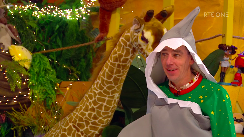 sarahisnothere's tweet photo. Gonna tell my grandkids this was Fungie. #LateLateToyShow https://t.co/ff2rJ239tD