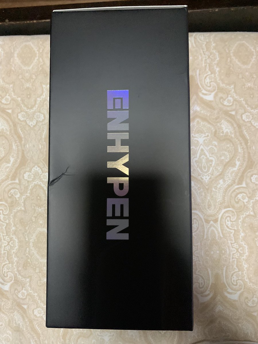minminknoww's tweet photo. LFB/WTS

Sealed Enhypen lightstick 
Onhand 

Php 2300 pesos

MOP: Gcash
MOD: Shopee or JRS 

Please DM or mine ♥️

Please help rt ♥️@Kpopmerchsrtph @kpoprtph @RTBotPH @ENHYPENmerchbot @enhypenrtph https://t.co/FcEphO6hrd