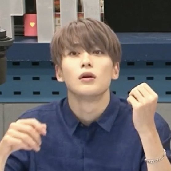 jaehyun’s old pics tweet media
