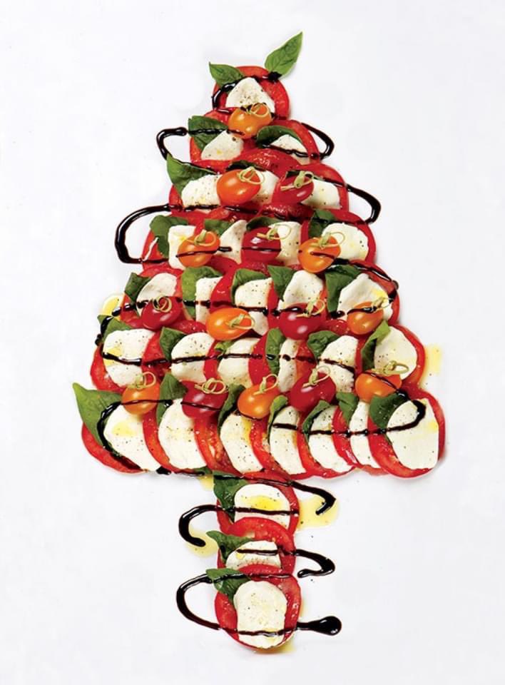 olivaceto's tweet photo. Impress your guest with these festive Christmas caprese salad ideas!  Drizzle our Tuscan Herb EVOO &amp; 18 Age Balsamic from Italy!  
https://t.co/9g95cP6O7g Click on "Shop Now" 
#Olivaceto @fb_lagrangeil #Christmas #Holiday @LaGrangeBiz https://t.co/2shatp4nSL