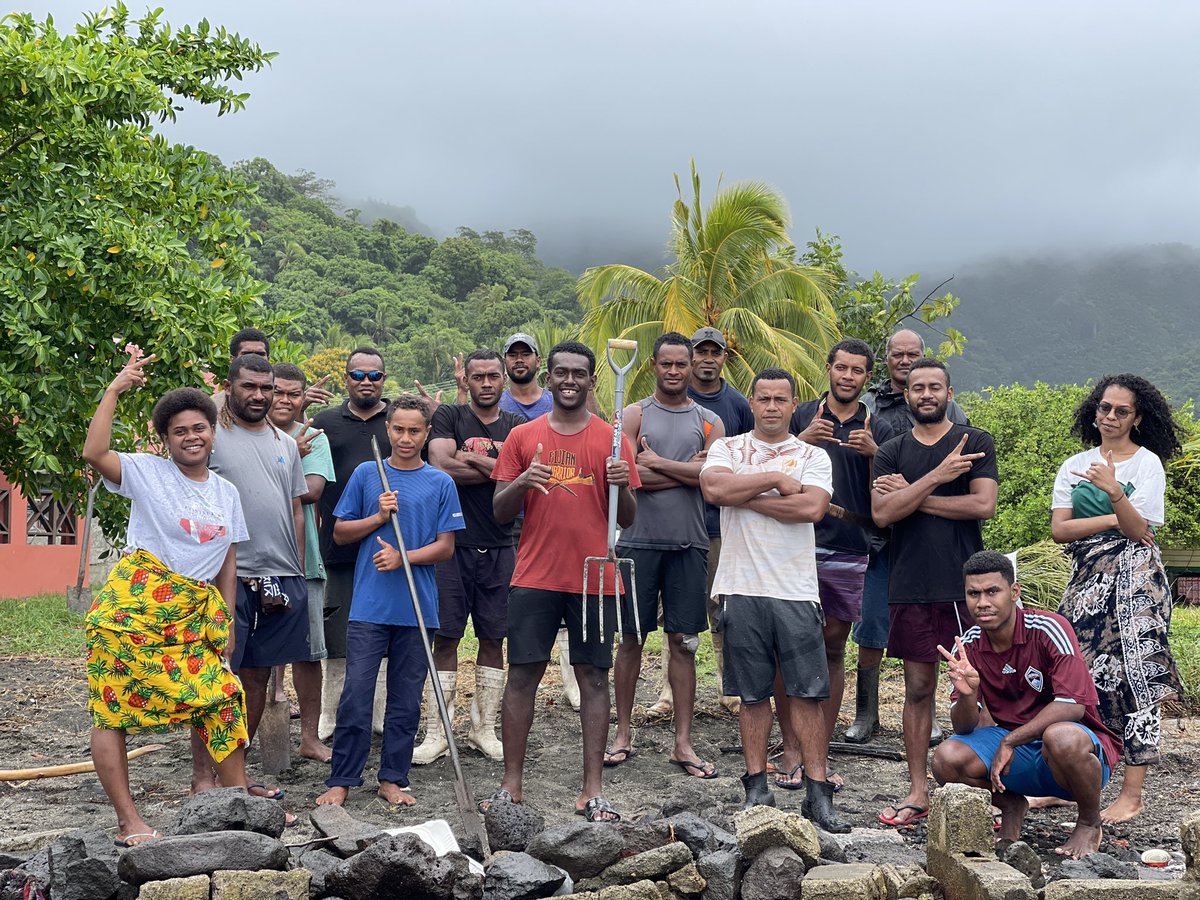 afgfiji's tweet photo. Later the AFG members donated some farming tools to aid the ongoing efforts of the #NavolauYouth on food security &amp; livelihood. The materials included greenhouse netting for the nursery that will house native trees &amp; native fruit tree seedlings 🌱 https://t.co/NiZRMHK7lO