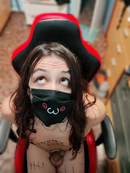 1 pic. Hehe, wanna use this cumslut? ??
She will love to be abused and covered with your love juice 