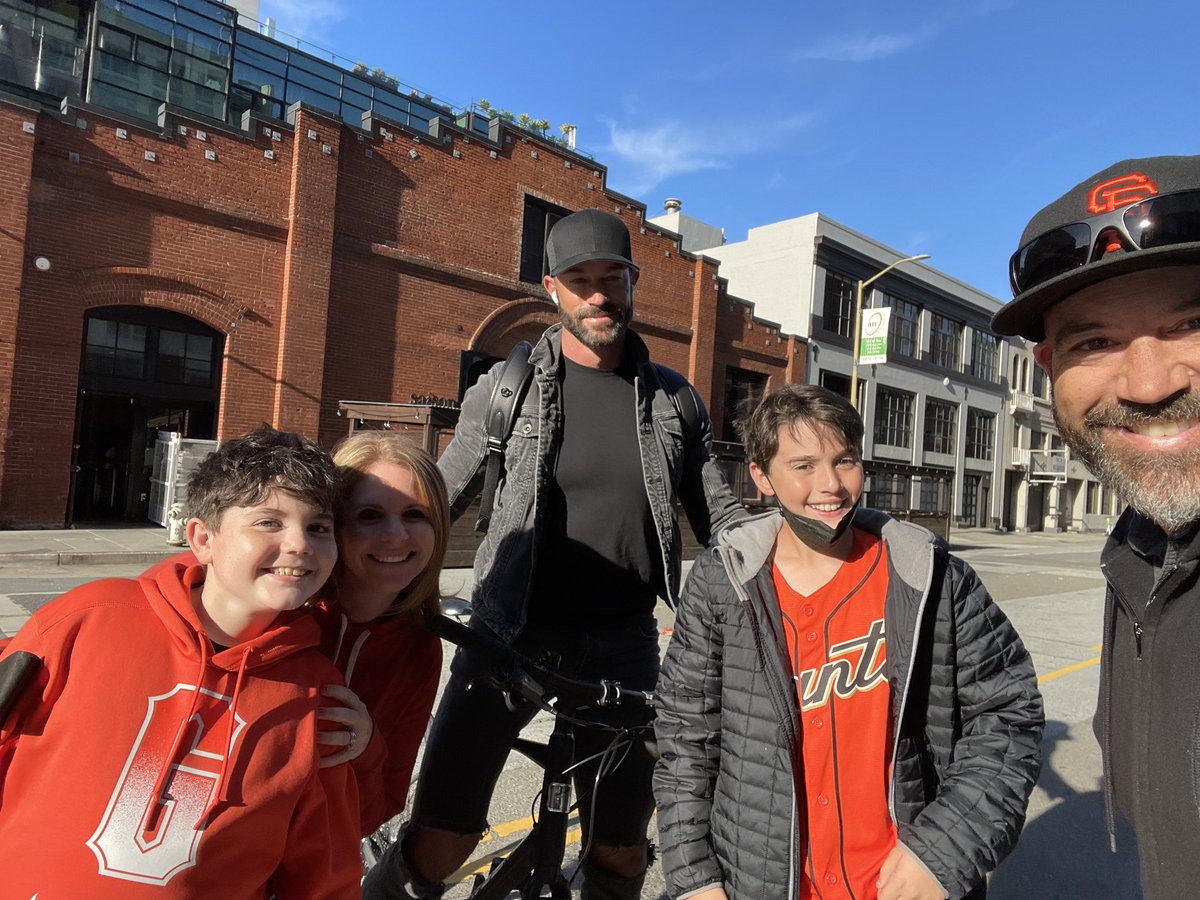 tagger12's tweet photo. @gabekapler thanks for taking the time to stop for a pic today. The boys (and wife) were super excited to meet you! https://t.co/ElDff0ca6F