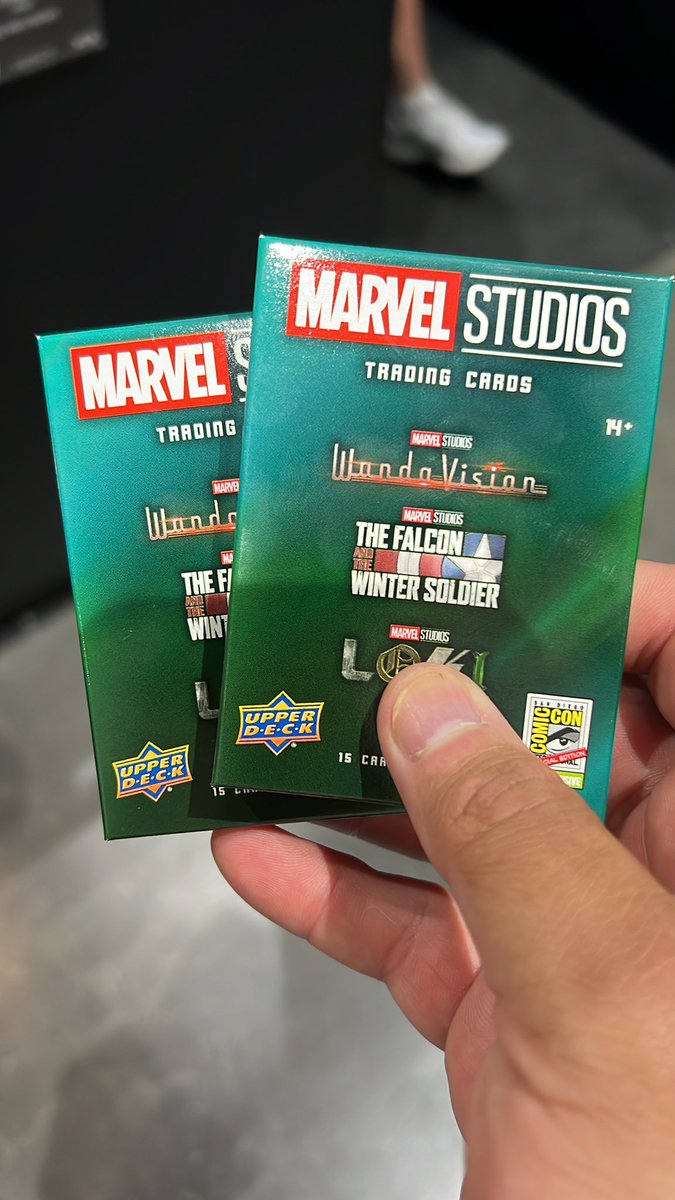 YoJaffe's tweet photo. Hi pals. Since I was lucky enough to snag an extra one of these @UpperDeckEnt Marvel San Diego Comic Con Exclusive packs, why not share some love? 

Retweet and follow me to enter! Drawing Sunday 7pm PST. https://t.co/uLmEJ5svSN