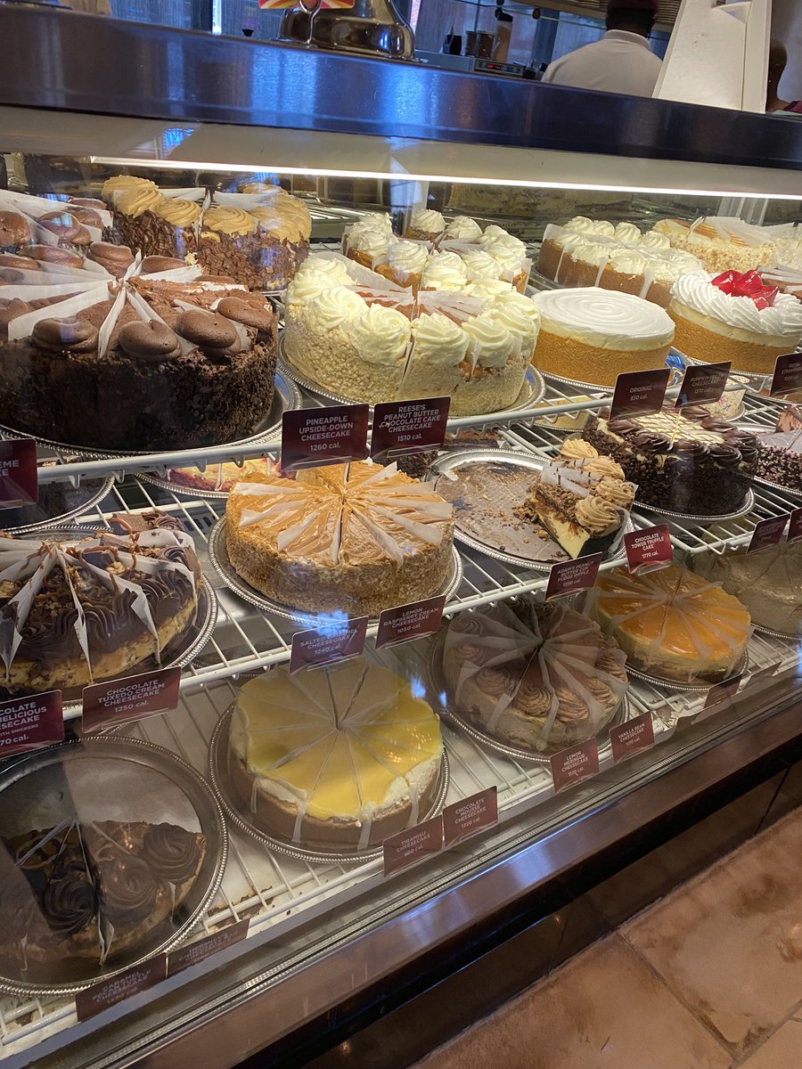 So many cakes I saw at a glance at #CheeseCakeFactory! #Thanksgiving celebrations 🌸