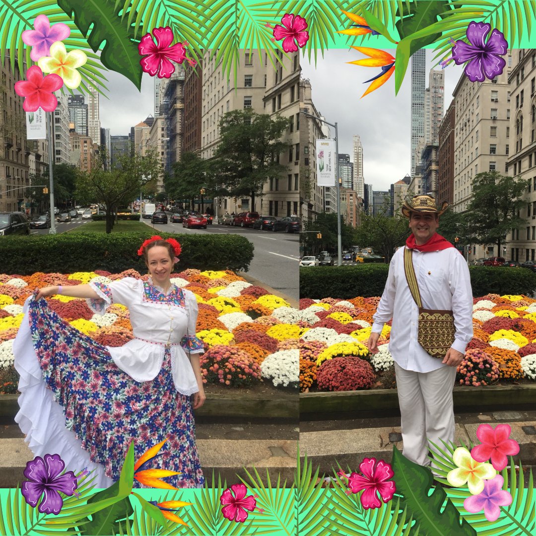 brooklyn2bogota's tweet photo. #ProudlyColombian #OrgullosamenteColombianos #Encanto #NYC
@EncantoMovie @GrupoClaraluna @MauricioLozanoU @TheHispanicStar @bsridiomas @brooklyn2bogota @rosariobcasas @FELIPEFOREROH
#DigitalEconomy #Arts #Culture #Heritage
Follow: https://t.co/HuK2X7dhEV https://t.co/hmLsatUvIx