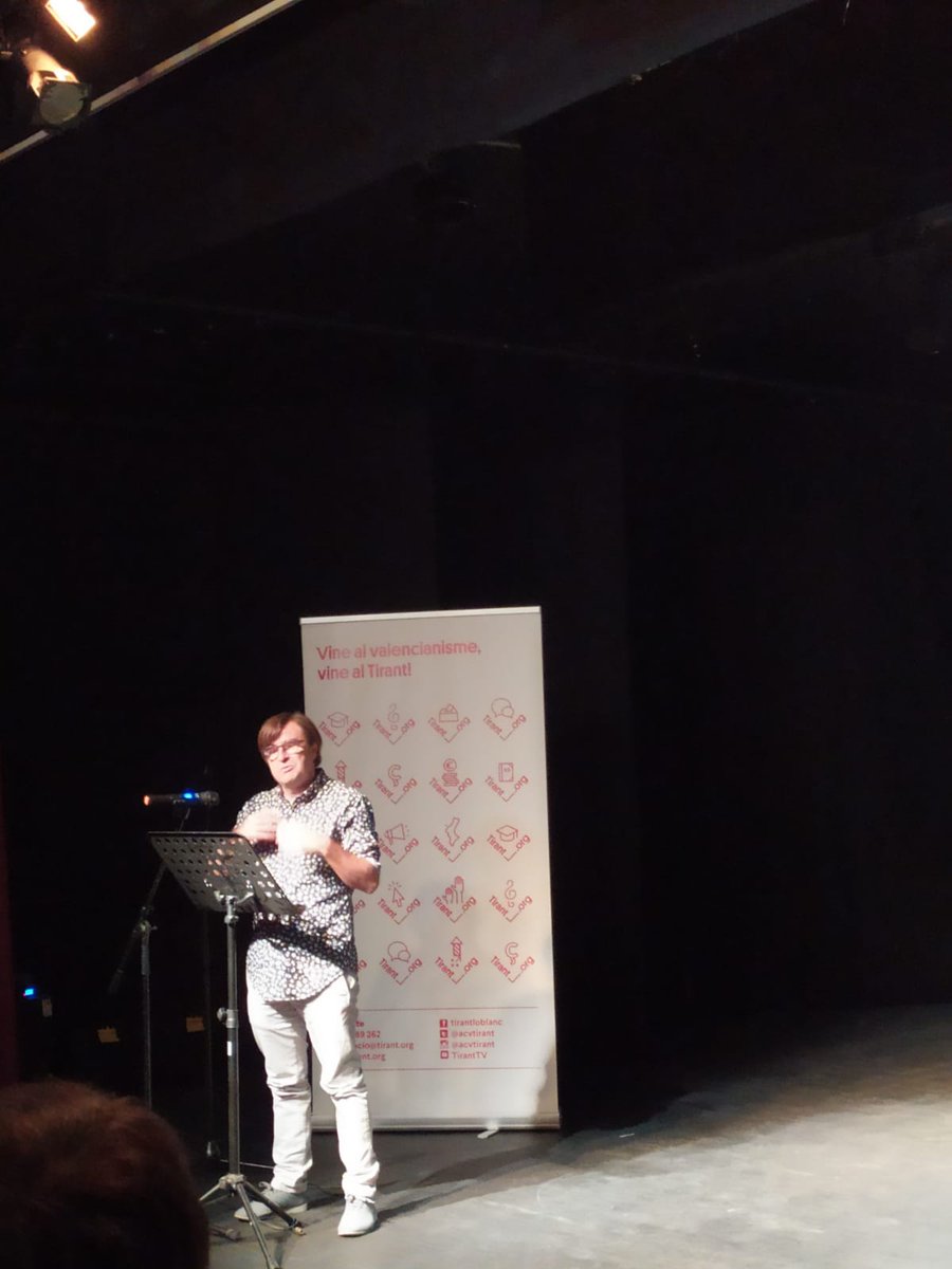 IntersindicalV's tweet photo. La Intersindical Valenciana present a l'acte de la XXV Nit del Tirant a la #SalaOff de #València
@STEPV_Iv @acvtirant @fnexe @FundacioFull @jraulbc @ESFMB @lolanavarrof @CULTURAIV @off_a_escenicas https://t.co/KMBLovd9K6