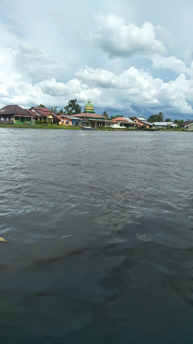KwokAndre's tweet photo. Spot udang galah https://t.co/ZmKS9F5U20