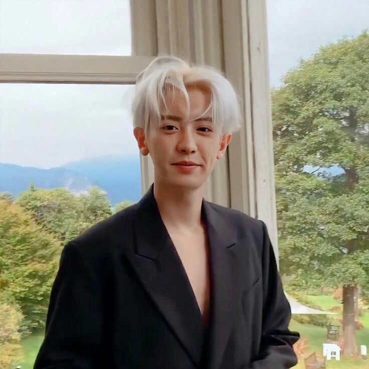 rarityhub's tweet photo. Happy Birthday ! 🎂
for ParkChanyeol and for all rp's Park Chanyeol ! 🔥

A birthday is like a new year and my wish for you, is a great year full of happiness and sunshine! 🍃

#HappyBirthdayCHANYEOL #HAPPYLOEYDAY https://t.co/QiJEsGBfPl