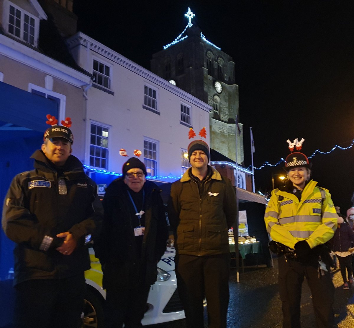 Busy evening promoting   <a href="/CrimestoppersUK/">Crimestoppers</a> <a href="/Aweigh_App/">Aweigh</a> <a href="/what3words/">what3words</a> #Outboard #Engine covers @BSS_BoatSafety #WaterSafety  &amp; #Marine #CrimePrevention with Paul Mike Phil Eric &amp; Amy #VisiblePolicing #CommunityEngagement <a href="/LowestoftPolice/">Lowestoft Police</a> <a href="/NorfolkPolice/">Norfolk Police</a> <a href="/eastsuffolkone/">East Suffolk One Radio</a>