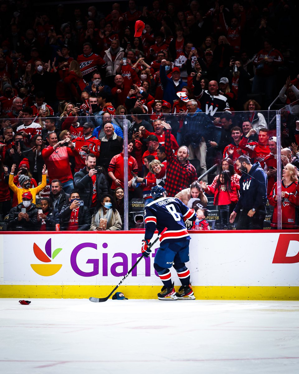 Capitals's tweet photo. does not get any better than this https://t.co/4pbQMHEU25