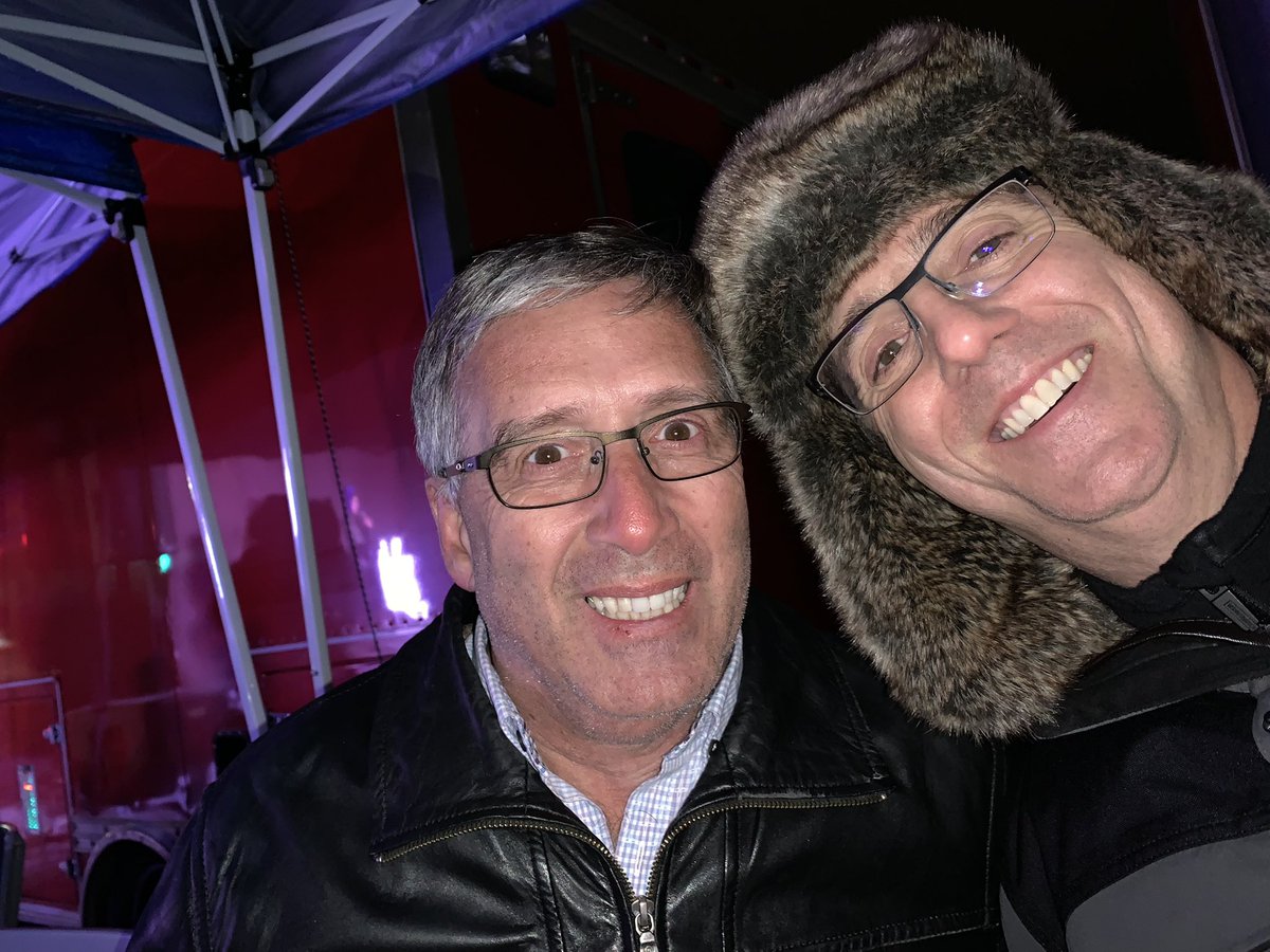 Having a great time supporting #homelessyouth at YSB #stayupottawa with Robert Rheaume!