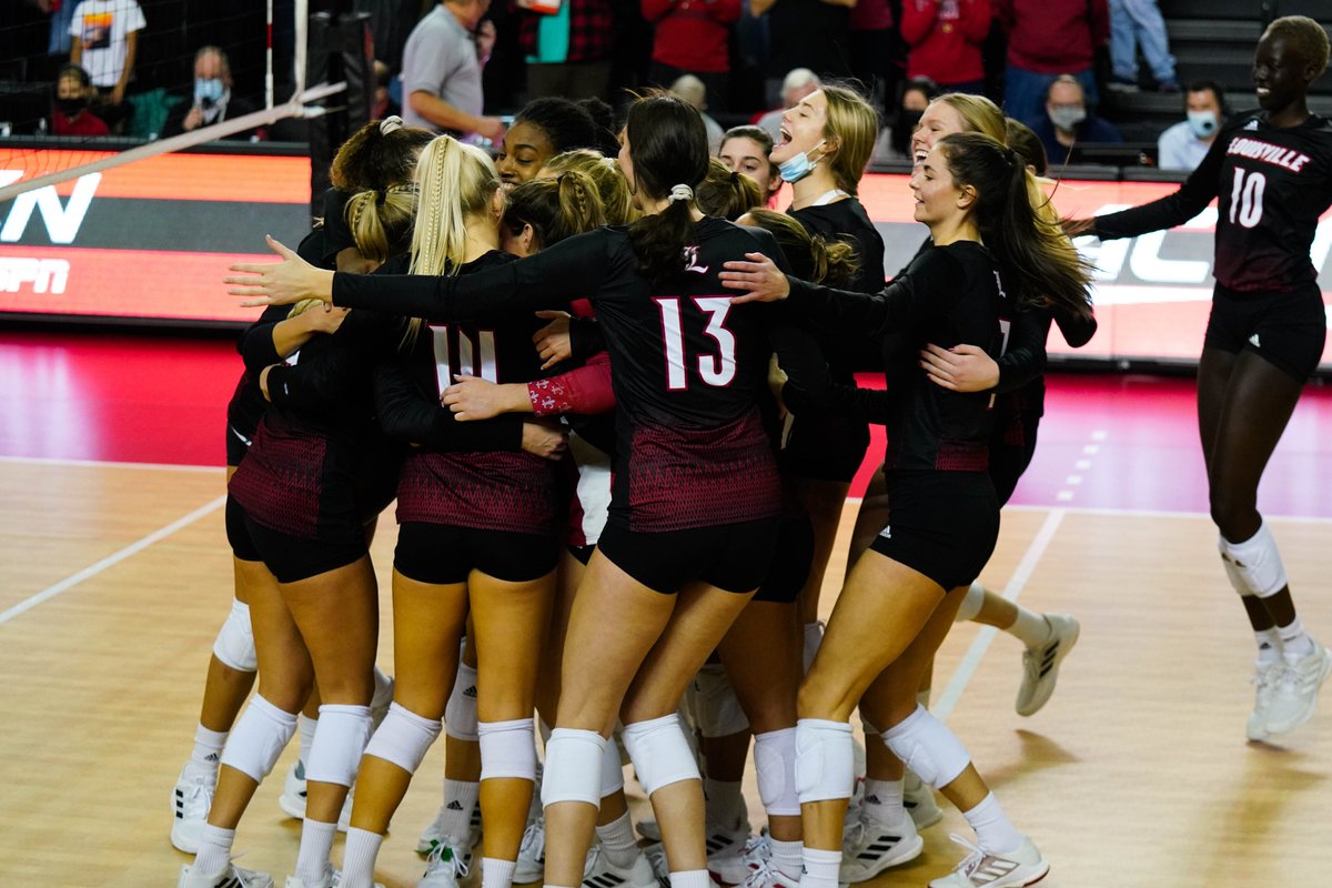 NCAA Women's Volleyball tweet media