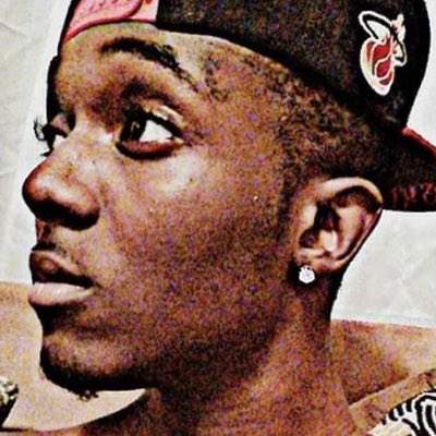 #NewProfilePic https://t.co/yGIqJqoqDZ<a href="/tag/newprofilepic"class="tags">#NewProfilePic</a>
