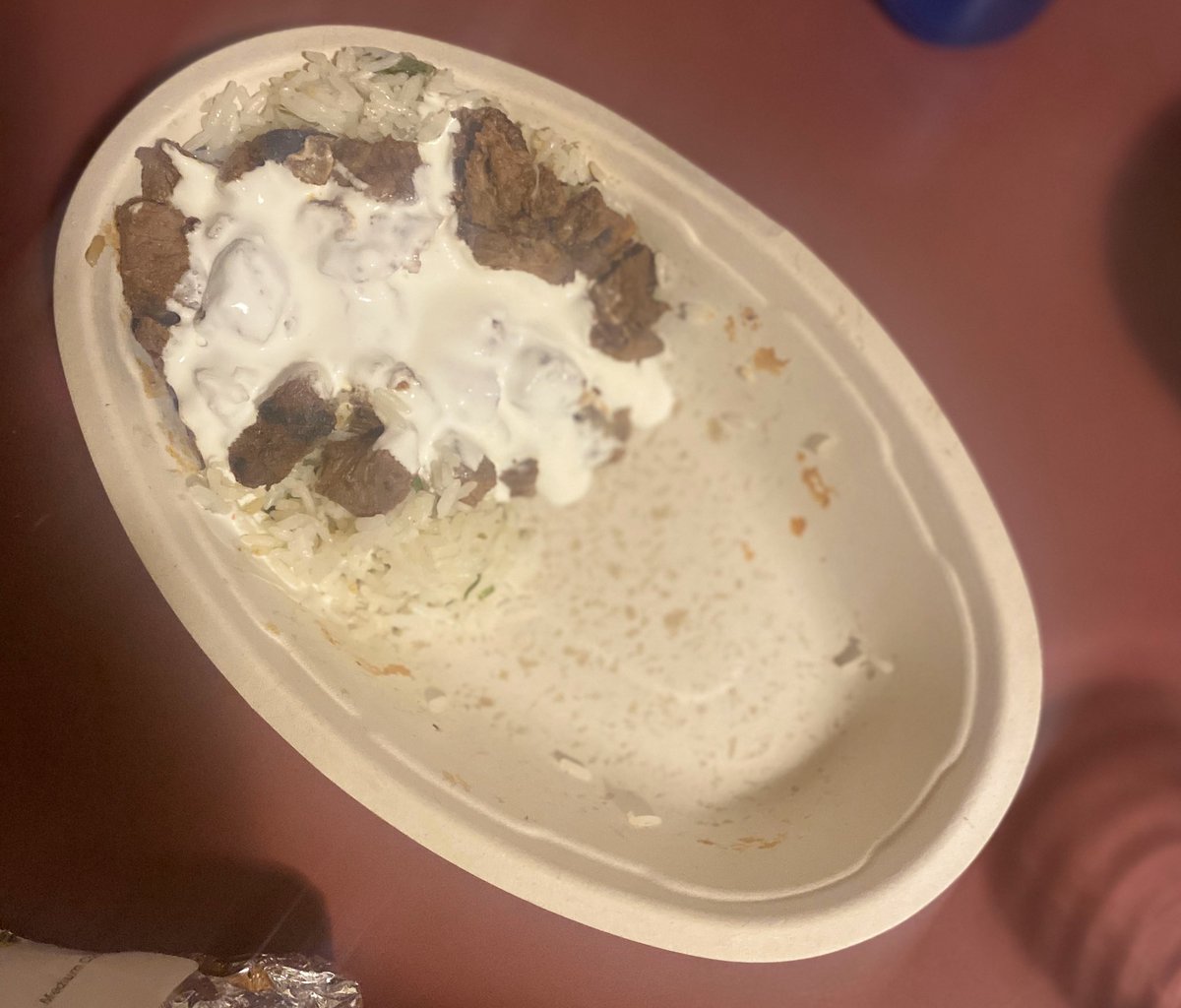 jayysccott's tweet photo. @ChipotleTweets this is supposed to be double rice and double steak ??? If u think I’m obsessed just say it 😅 https://t.co/0MZSaQPOUW
