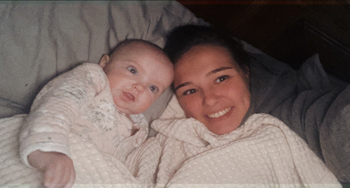 Love5530's tweet photo. Being a single mother has made me stronger than I ever was before. From 24 to 25… I’ve learned one thing and it’s to get up everyday, put a smile on my face, &amp; conquer the day. I would be lying if I said it was easy but because of you I’ll do it everyday babygirl🤩🥺2️⃣5️⃣🎉💛 https://t.co/e2QqTA3zVK
