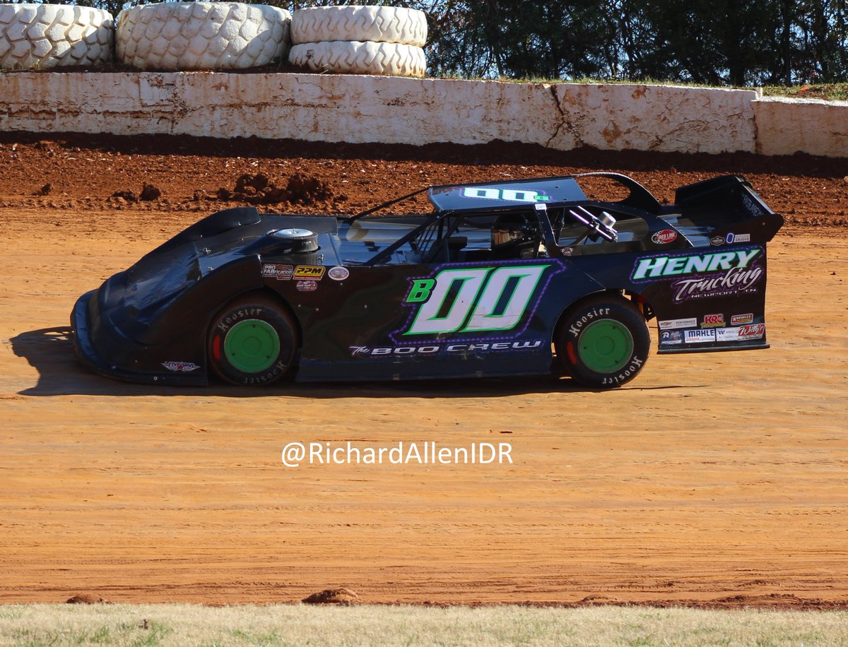RichardAllenMSR's tweet photo. .@bbrown9912, Josh Henry score Friday night victories @Speedway411 

#Leftover

https://t.co/Wy8F5hHe6v https://t.co/eDPsRfdhFW