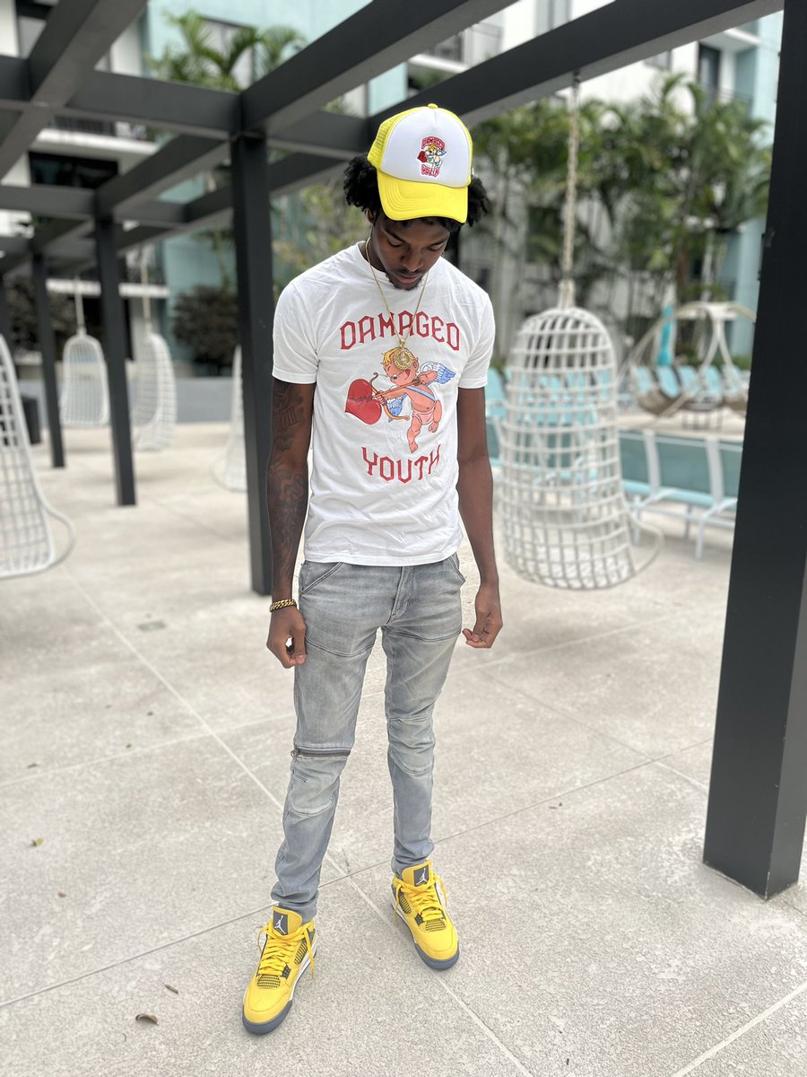 ❤️‍🩹 tweet media