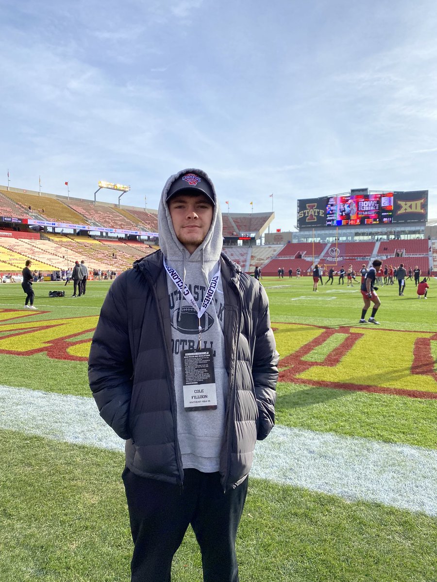 Cole_Filloon's tweet photo. Had a great gameday visit today at Iowa State University! Thank you! @DerekHoodjer @CycloneFB https://t.co/t8EpiMtcaX