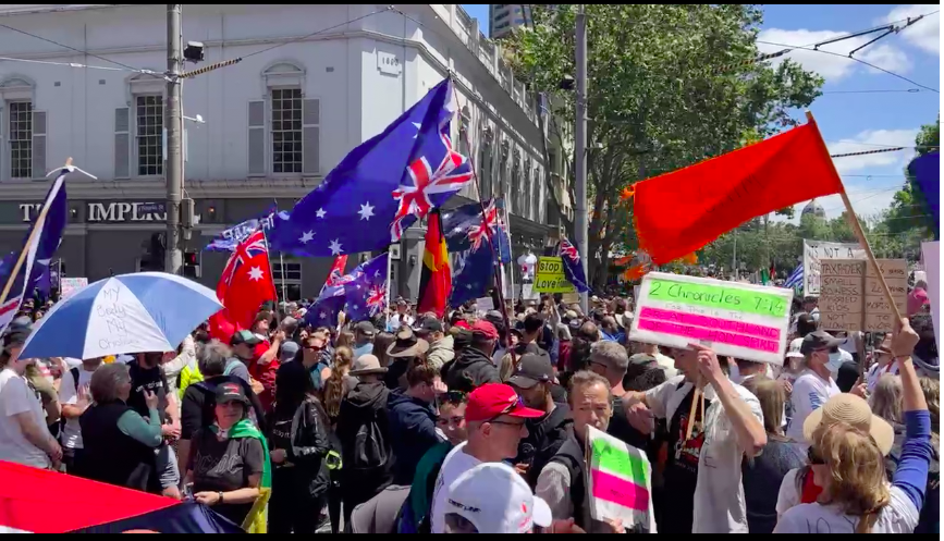 BethanyCherisse's tweet photo. Melbourne CBD.
Parliament House.
11.45am, Nov 26th 2021.
Week 5 of non-stop protests.
Fifteen minutes till official rally start time - the streets are filling quickly.
#NoVaccinePassportsAnywhere
#ReclaimTheLine
#OccupySpringSt
#SomyurekTheBill
#KillTheBill
#SackDanAndrews https://t.co/oGwquTUigz