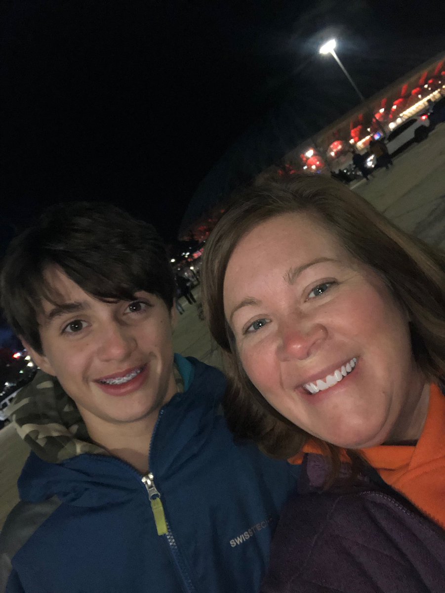 KatieMODell's tweet photo. Wobbling in to see Illini bring home a win! #illiniMBB #statefarmcenter #goillini https://t.co/COAFPkn6is