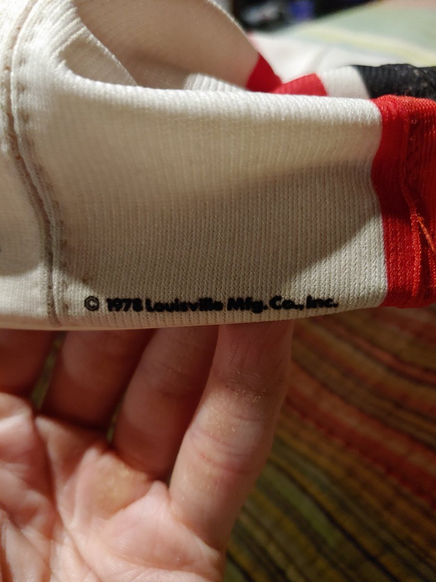 First ever UL v UK game for me tomorrow, and I'm so excited to share it with my sons!! Let's go!! Also, found this gem at my in-laws while looking through old hats!! Auto by Scooter, Griffith and Tony Branch!! The hat is older than me! ❤️🖤❤️🖤💪💪