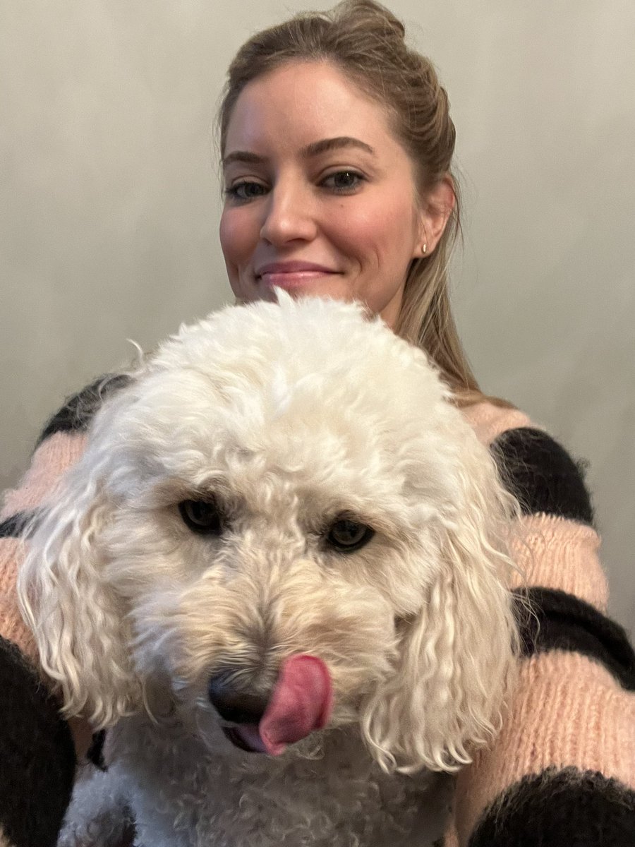 iJustine tweet media