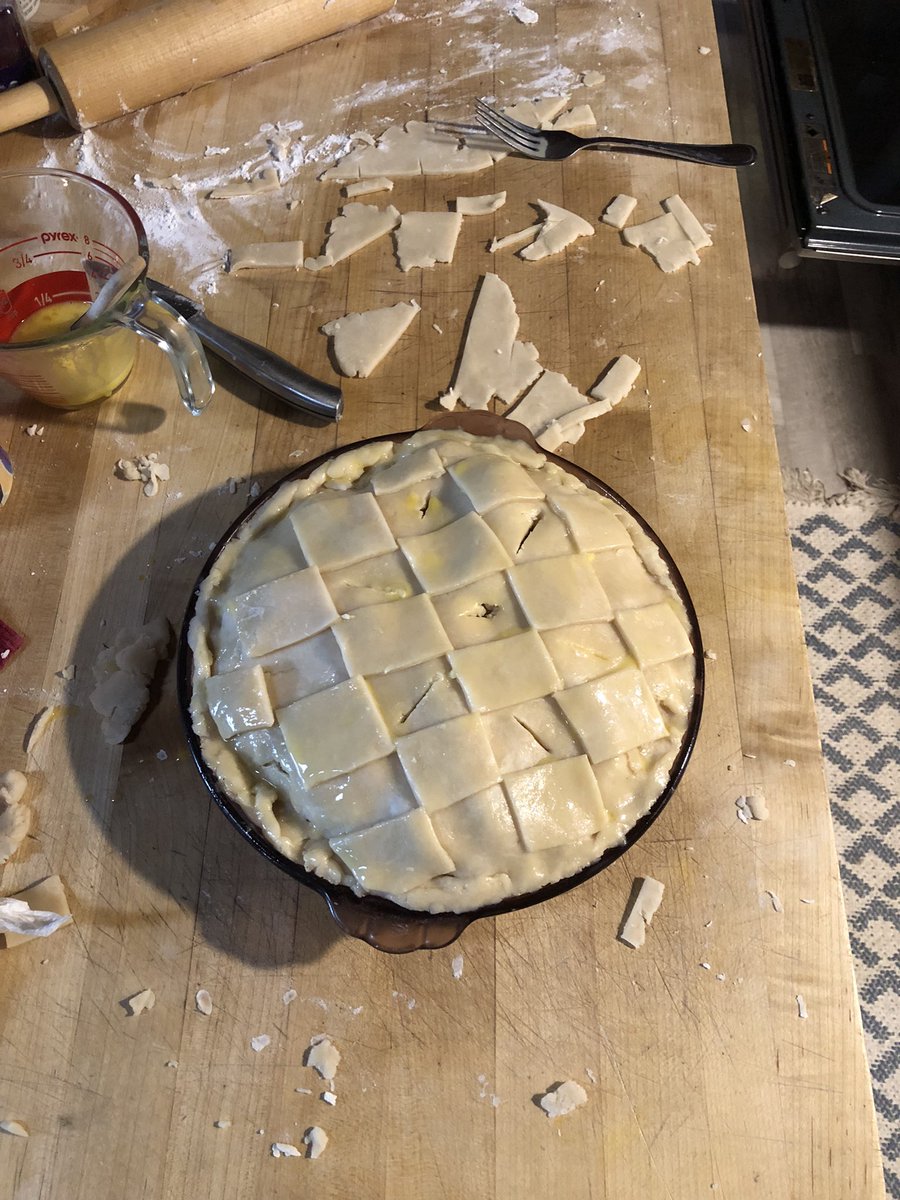 emmlipka's tweet photo. Pies I made https://t.co/Rs7ZzJkvwU