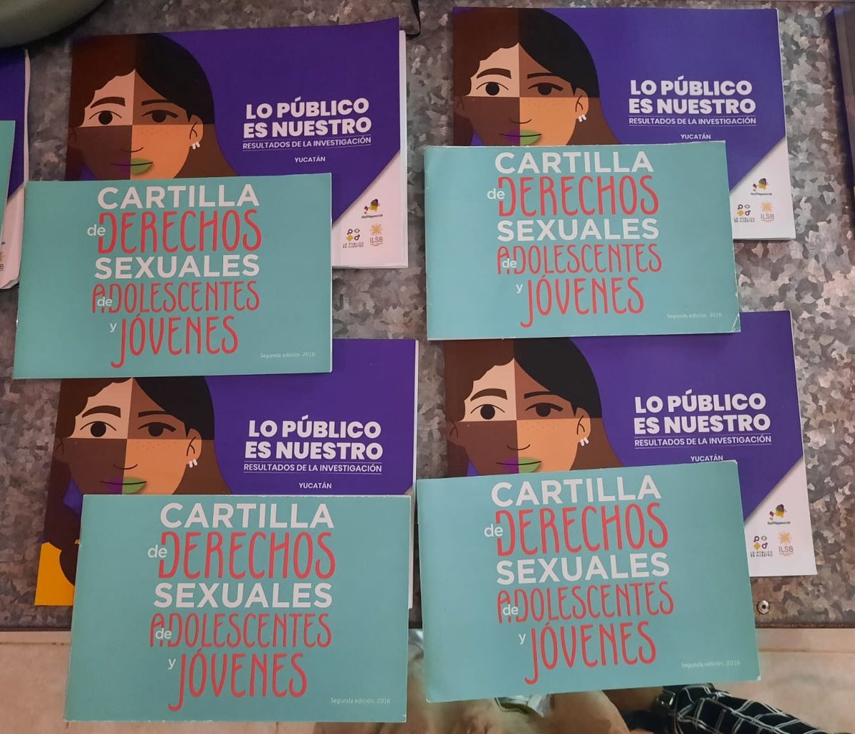 red_peepen's tweet photo. Estamos en el palacios municipal de #Sanahcat. 

Estamos en la presentación de los resultados de la encuesta comunitario sobre derechos sexuales y reproductivos de las juventudes. 

Ante autoridades municipales y jóvenes de sanahcat.

#juventudesindígenas #Mujeresindigenas https://t.co/0WZfAVQVTu
