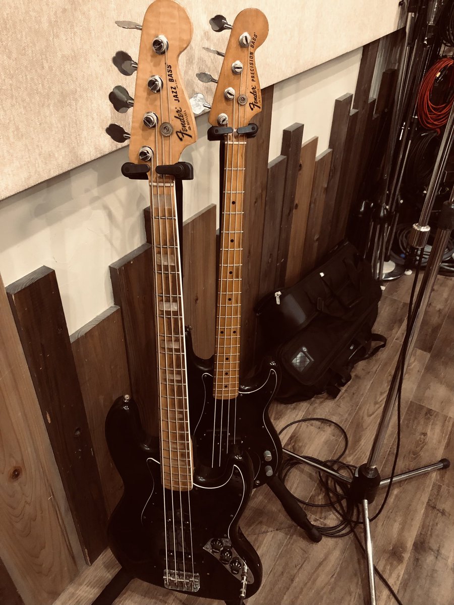 yuzobass's tweet photo. 昨日はレコーディングでした！やっぱりアンプの音が好きです。 https://t.co/IU8rUhuU8W