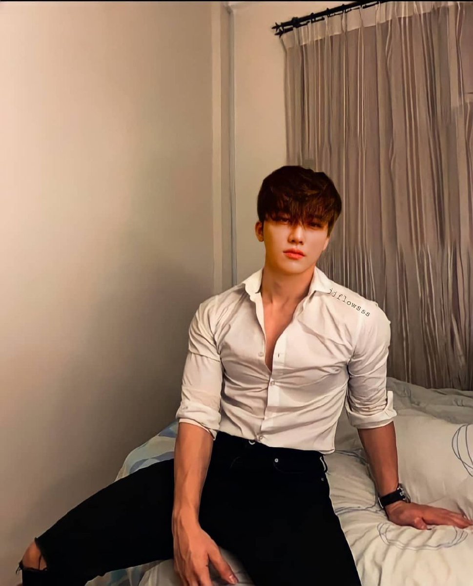 wh0sjaehyun's tweet photo. SORRY DAD- https://t.co/xMOADjITva