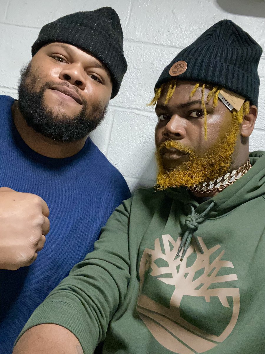 Ericgotswagg's tweet image. That’s My little BIG BLOOD 🩸 BROTHER Kevin Cager And He Just As Tall As Me‼️
Another, “THANKSGIVING DAY” 🍁🍽🦃 With Him And We Enjoyed Every Moment Of It‼️
I LOVE 🖤🤎💛💙💚 YOU BRO‼️
#samemother #bloodbrothers #cagerboys #sameheight #myfavoritebrother