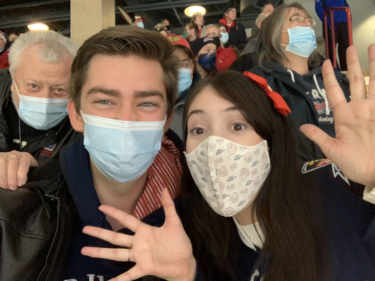 zachdunn545's tweet photo. Wouldn’t it be #sweet if we won a $50 #treat for taking a #selfieinyourseat! Showing our @Oshawa_Generals spirit! 

Hey Gens…We’re in Section 102, Row 10, Seats 18 &amp; 17! ⛸🏒🥅 https://t.co/kB3HkhDWS2